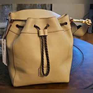 NWT Dooney & Bourke Florentine Hattie Drawstring Light Taupe
